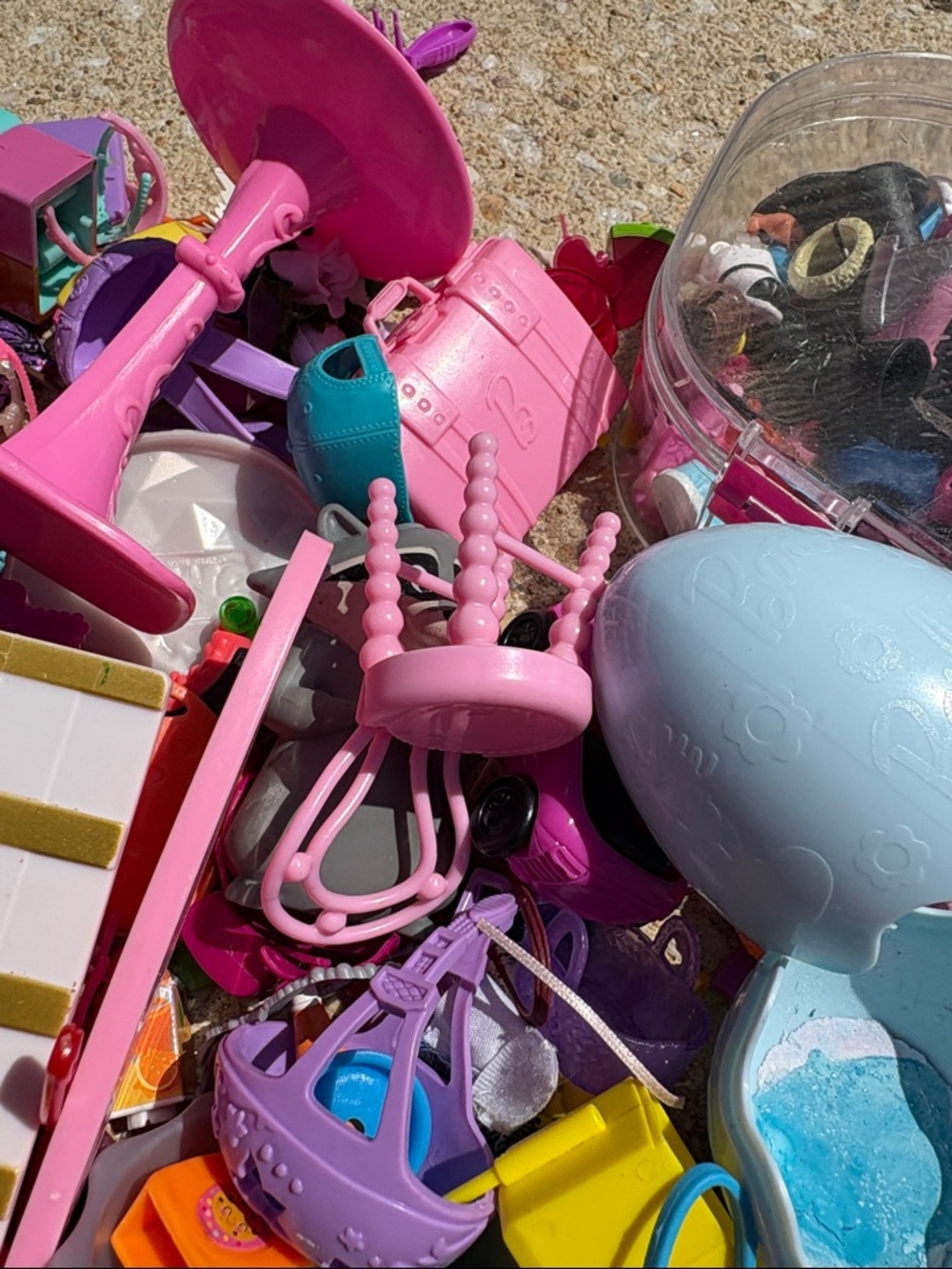 Assorted Barbie Accessories - Pink Mix - Picture 7 of 12